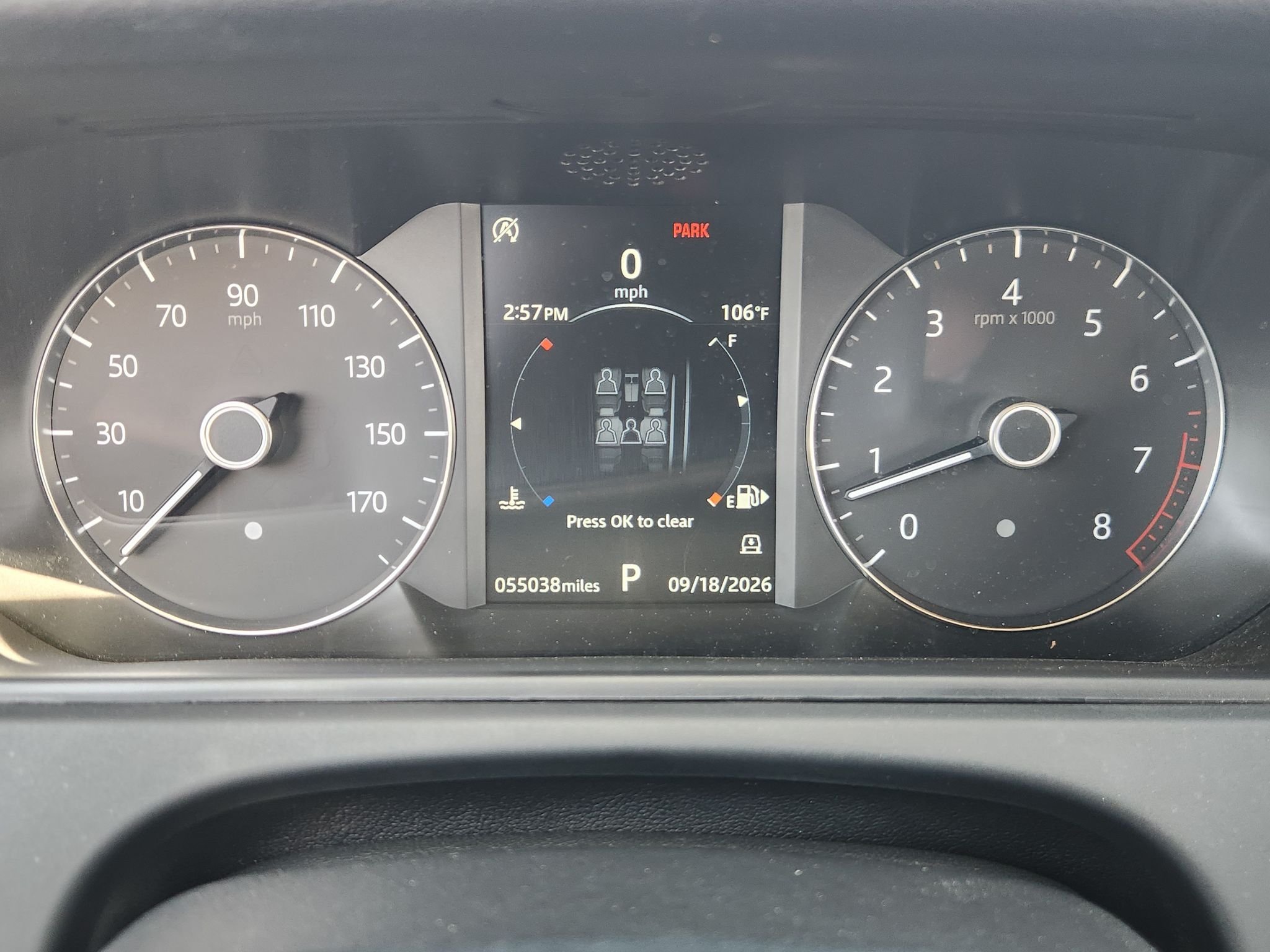 Used 2018 Fuji White Land Rover S image 15