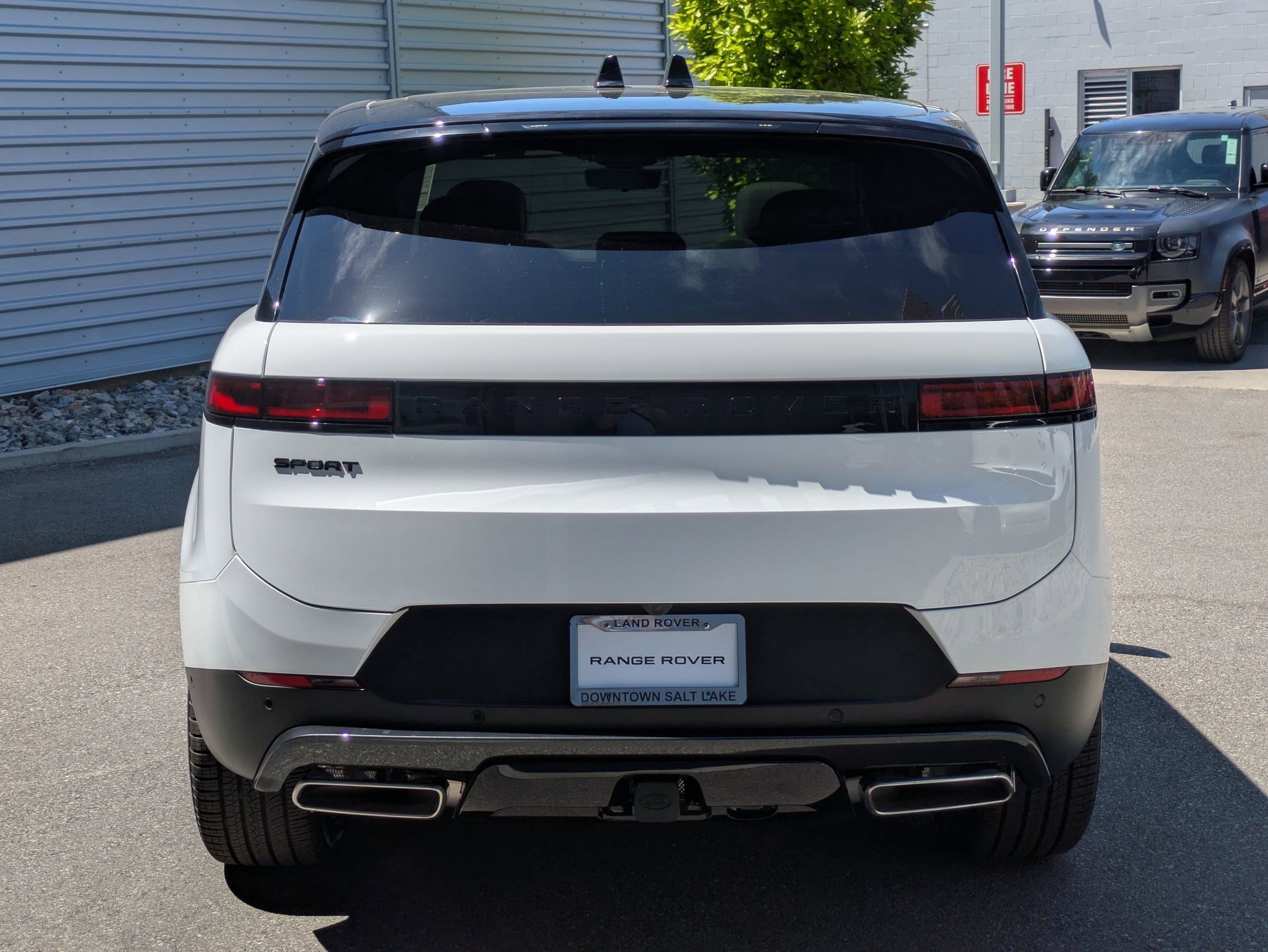 New 2026 Fuji White Land Rover P360 SE image 7