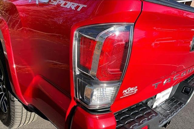 Certified Used 2020 BARCELONA RED MET. Toyota  image 27