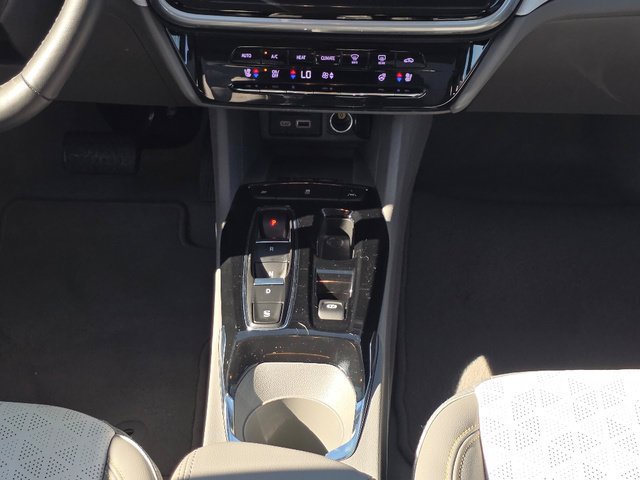 2023 Chevrolet Bolt EUV Premier - Photo 25
