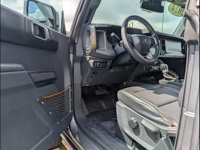 Used 2024 Gray Metallic Ford Badlands image 5