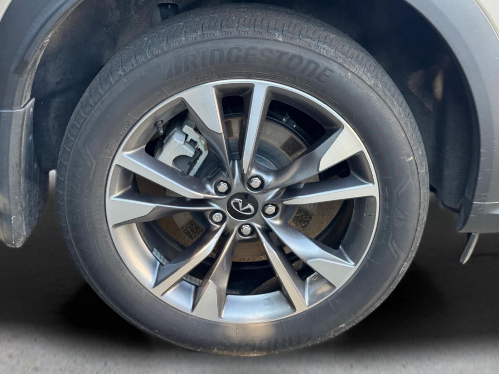 Used 2024 Warm Titanium INFINITI LUXE image 14