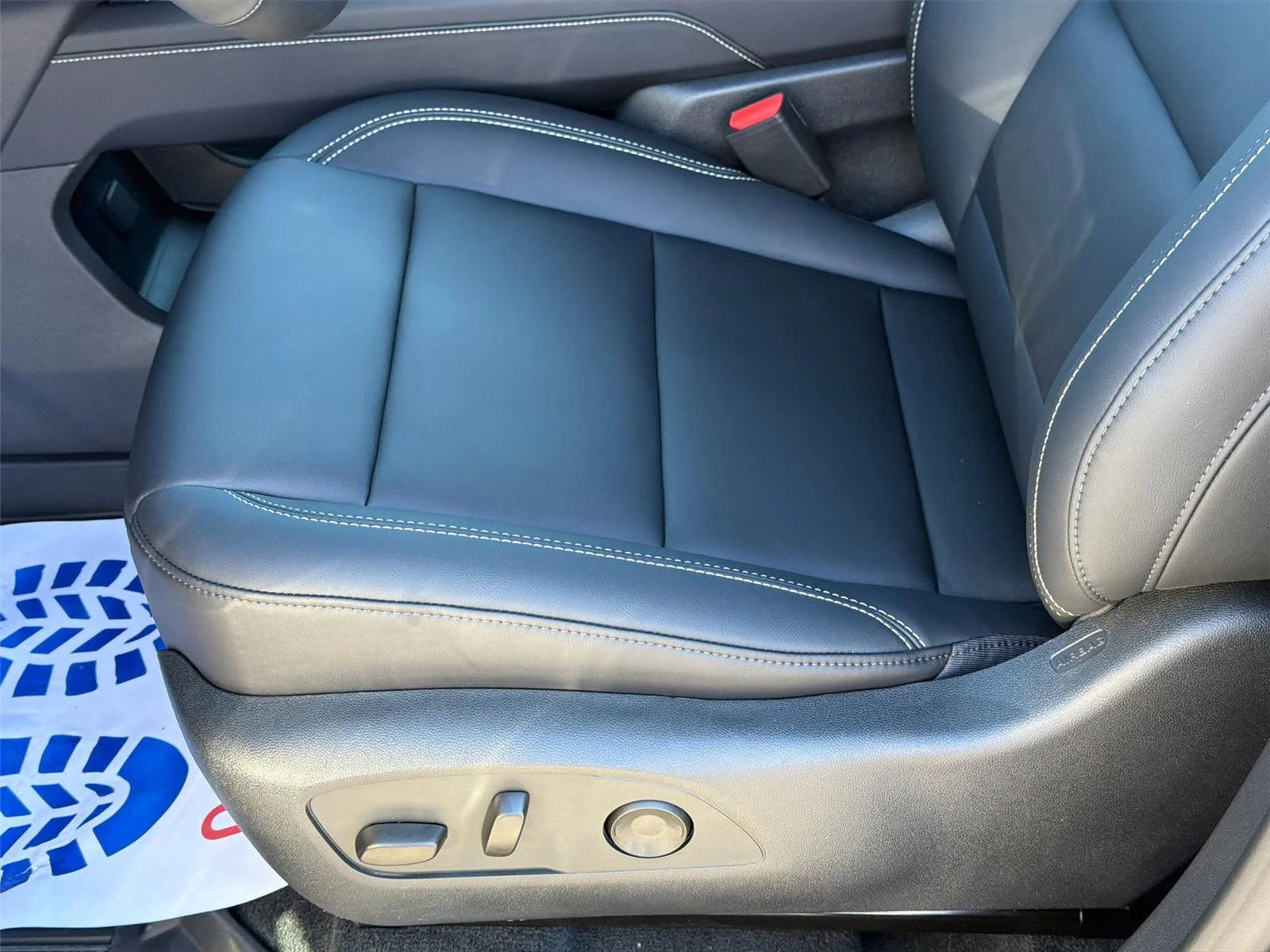 2026 GMC Acadia Elevation - Photo 16