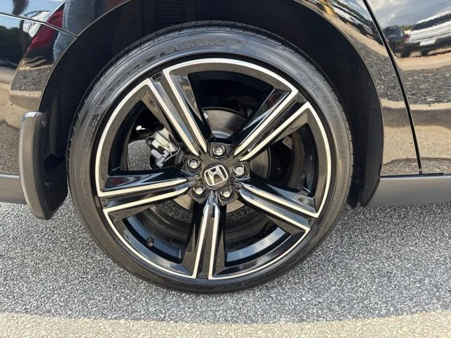Used 2025 Black Honda Sport image 9