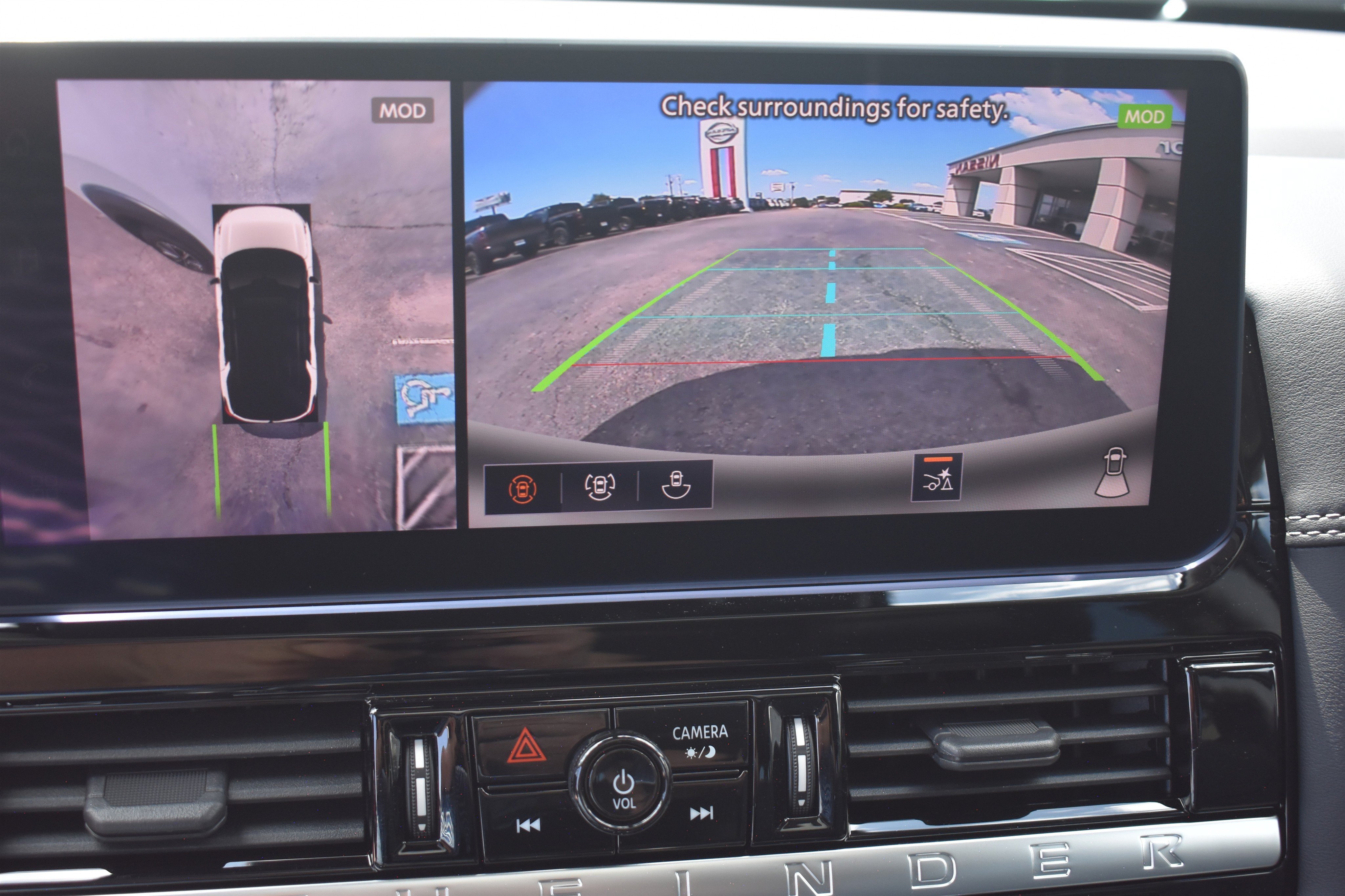 New 2026 Everest White Pearl TriCoat Nissan Platinum image 26