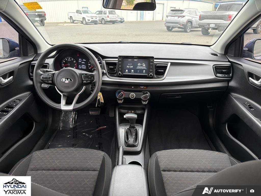 Used 2019  KIA S image 24