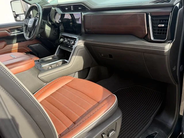 2024 GMC Sierra 2500HD Denali Ultimate - Photo 17