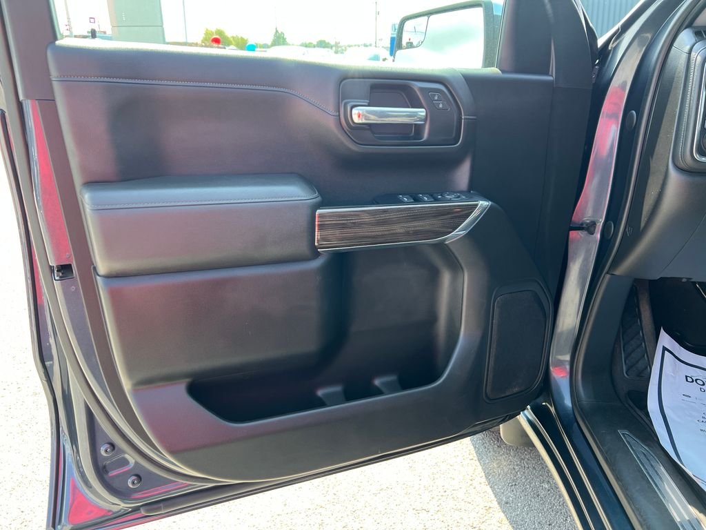 Used 2022 Gray Chevrolet LT image 12