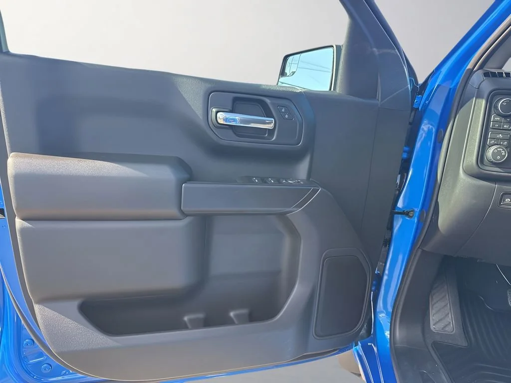 Used 2026 Riptide Blue Metallic Chevrolet Custom image 23