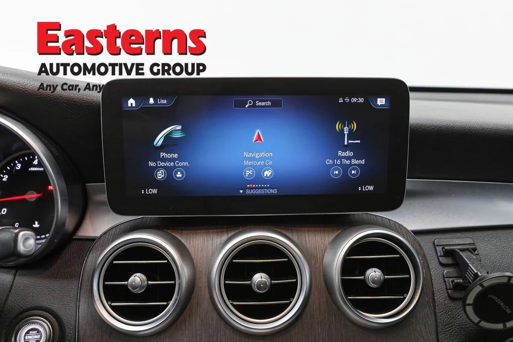 Used 2020 White Mercedes-Benz GLC 300 image 12