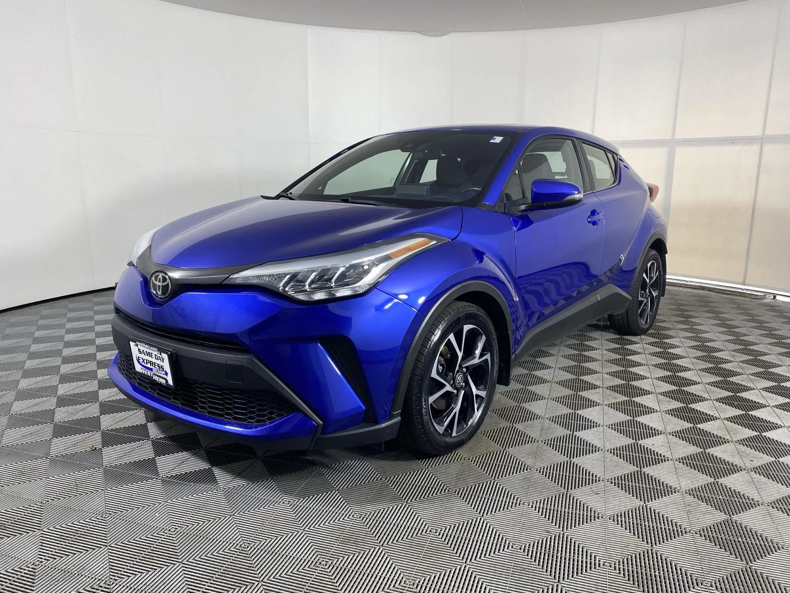 Used 2021 Blue Eclipse Metallic Toyota XLE image 3