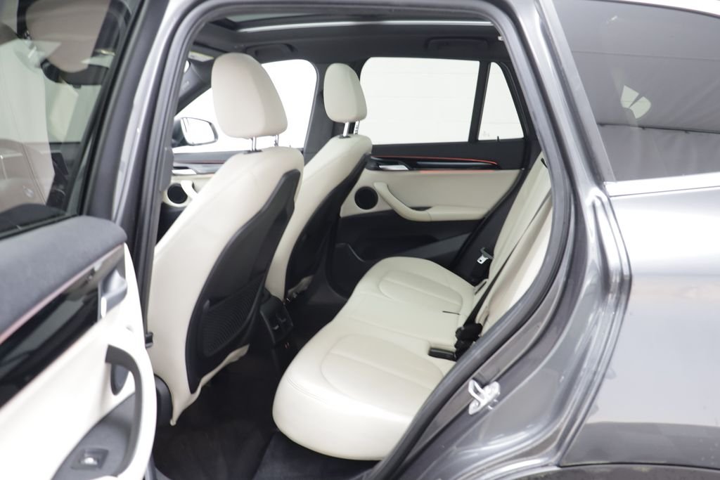 Used 2021 Mineral Grey Metallic BMW xDrive28i image 15