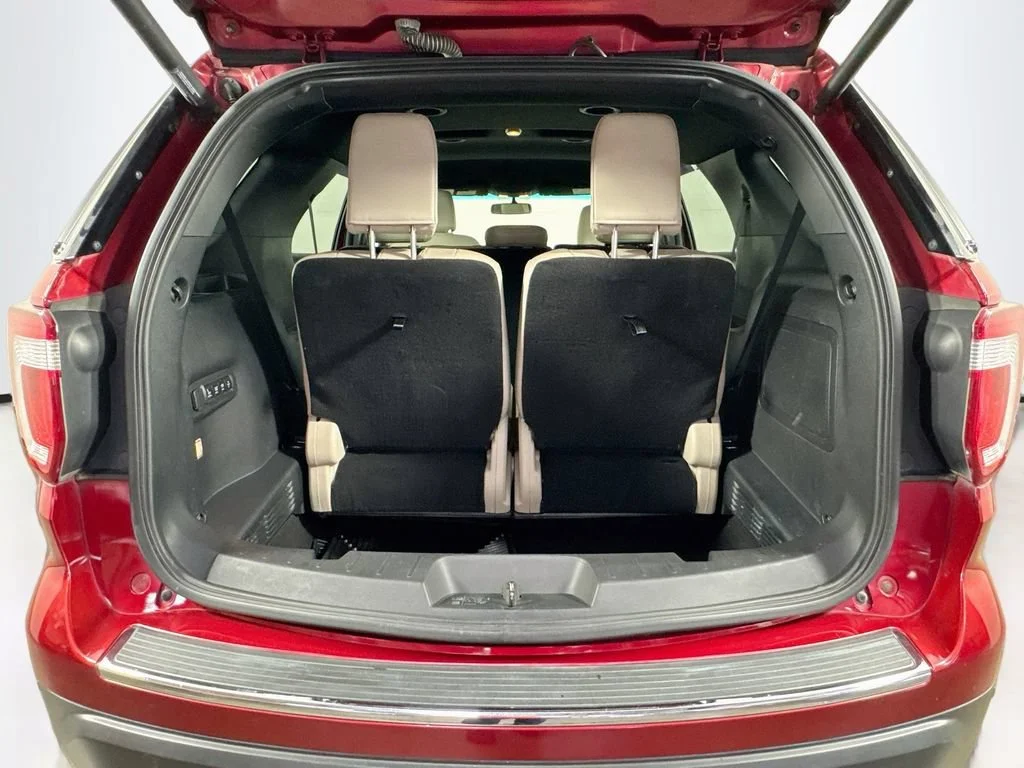Used 2019 Red Ford Limited image 31