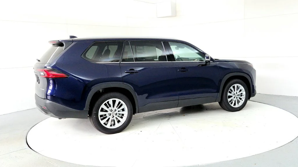 New 2026 Blueprint Toyota Platinum image 6