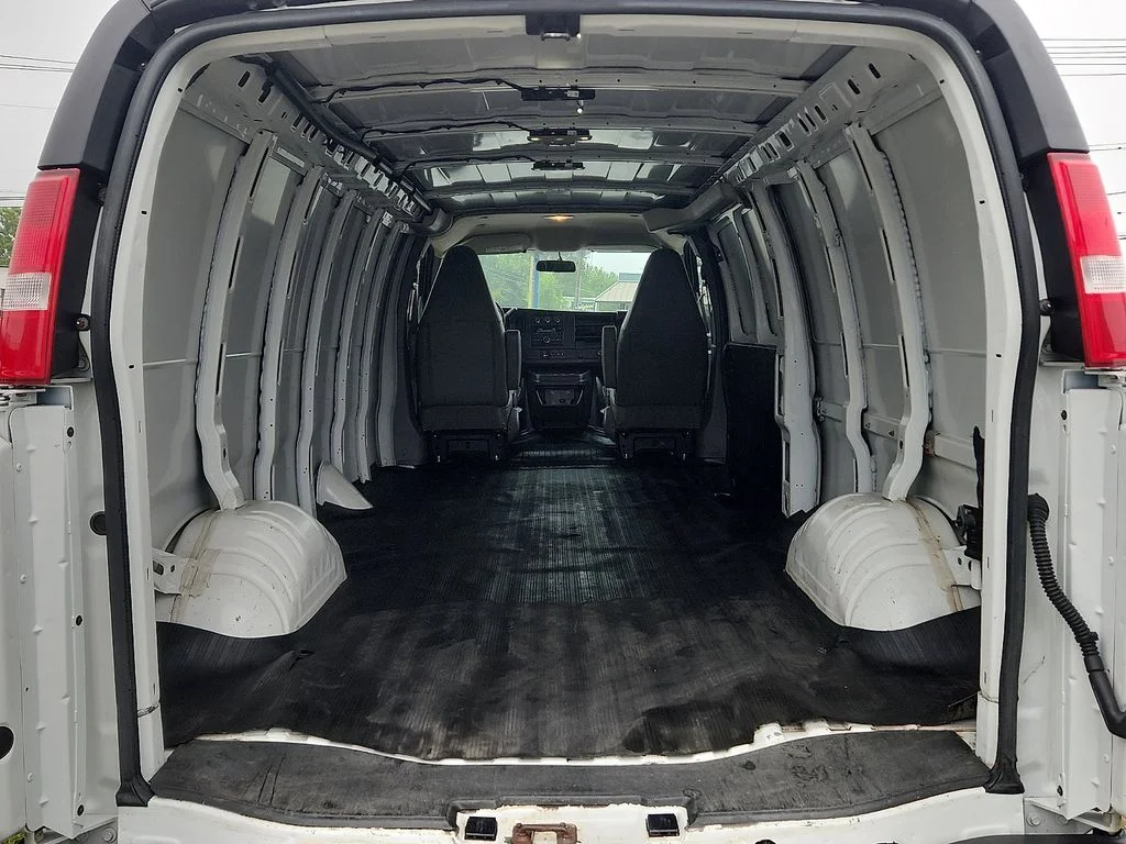 Used 2023 White Chevrolet Work Van image 22