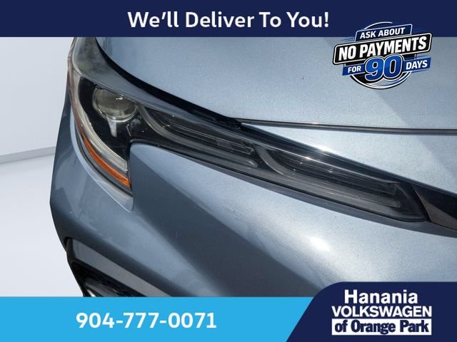 Used 2021  Toyota SE image 9