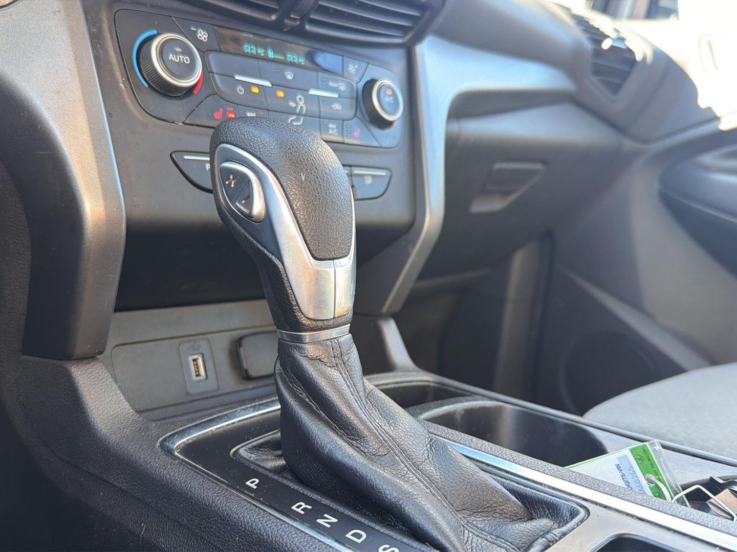 Used 2019 Sedona Orange Ford SE image 14