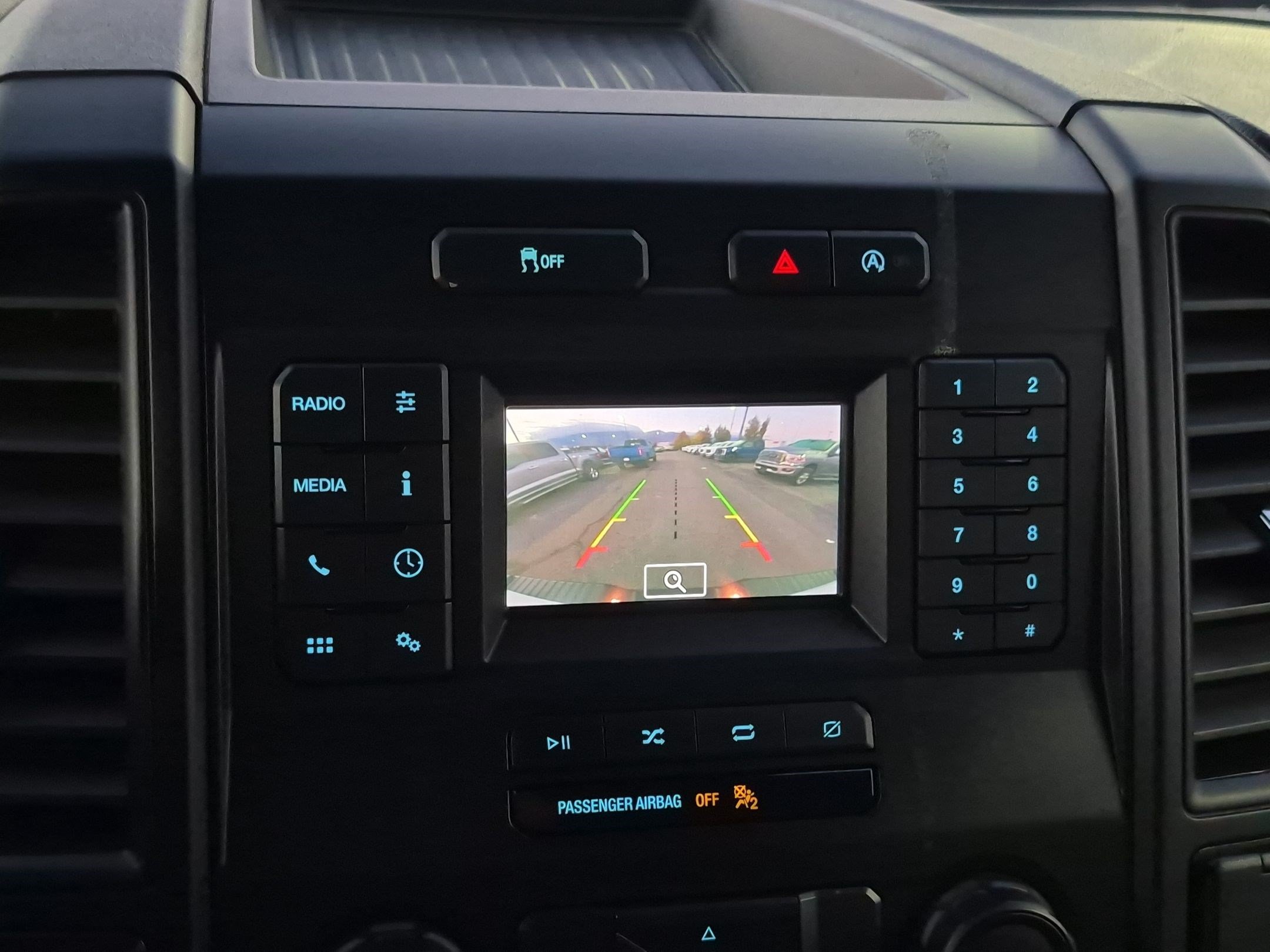 Used 2019 Oxford White Ford XL image 22