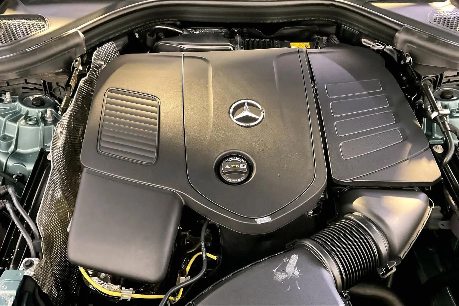 New 2027 Verde Silver Metallic Mercedes-Benz GLC 300 image 14