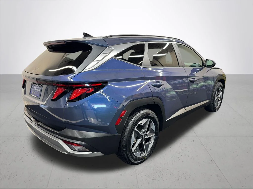 Used 2025 Blue Hyundai SEL image 8