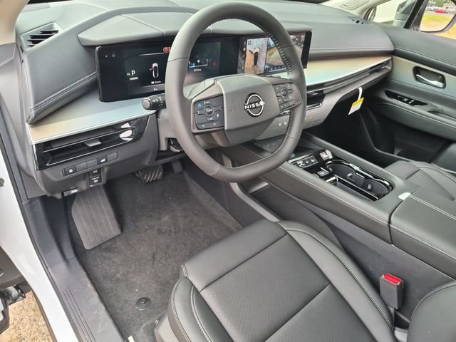 New 2027 Everest White Pearl TriCoat Nissan Dark Armor image 12