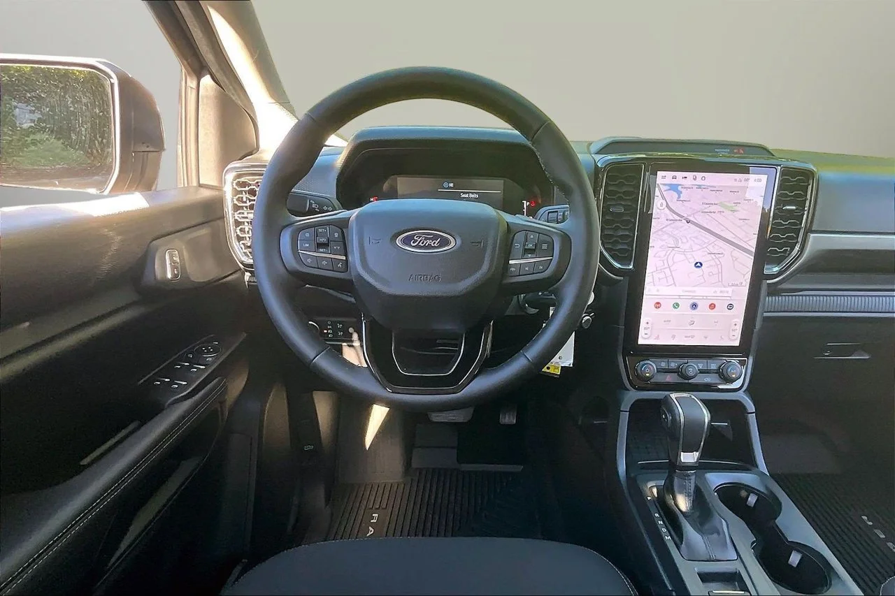 Used 2026 Gray Ford XLT image 10