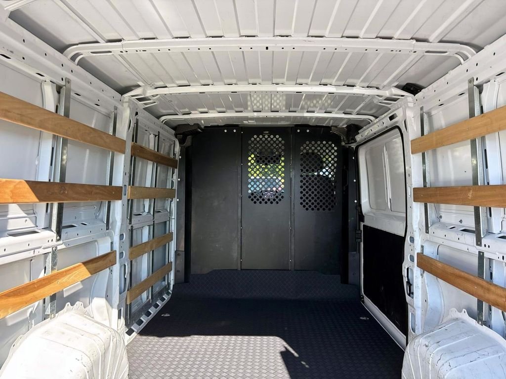 Used 2025 White Ram Base image 13