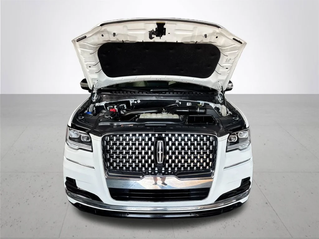Used 2023 White Lincoln Black Label image 23