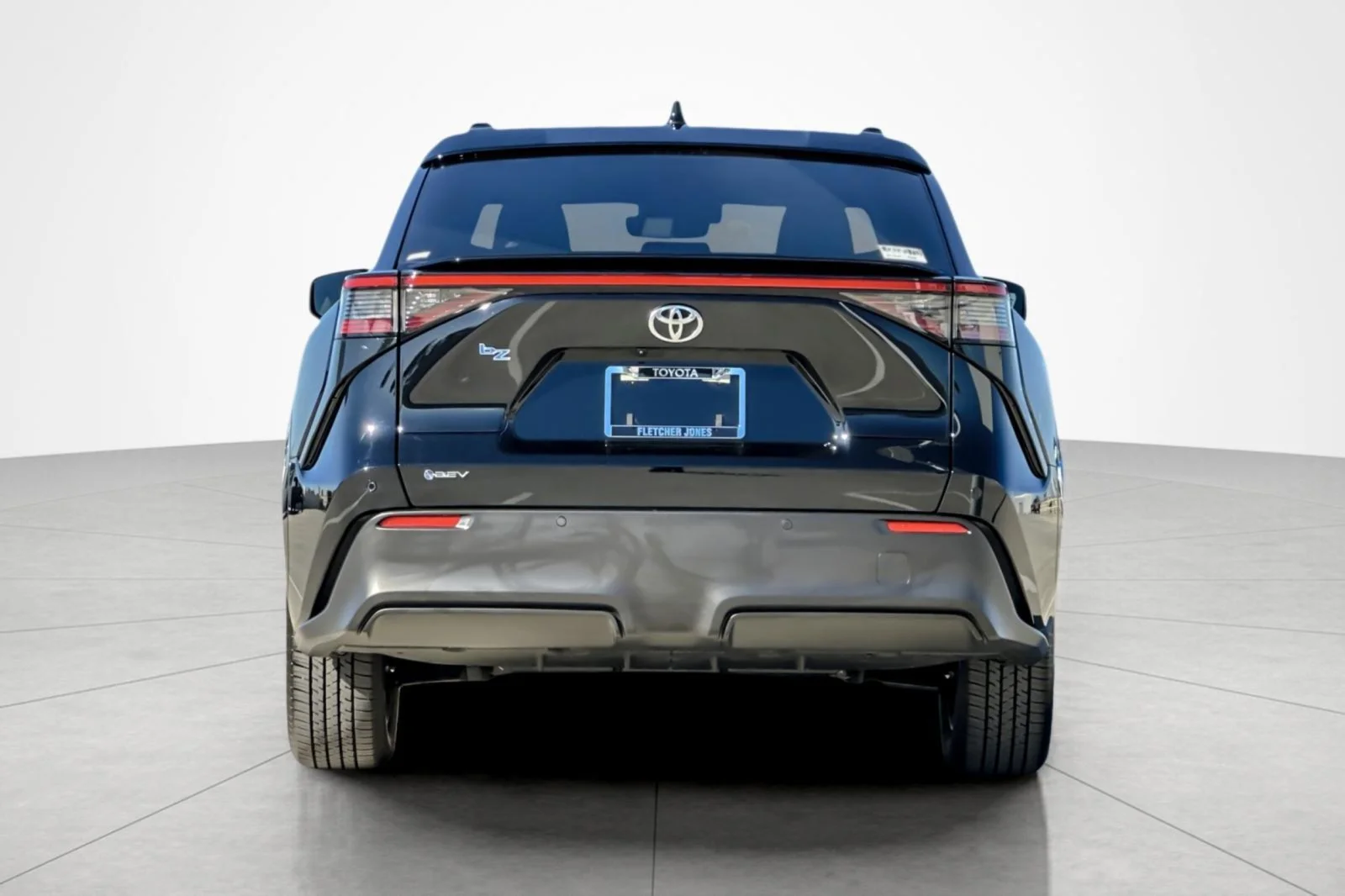 Certified Used 2026 BLACK METALLIC Toyota XLE Plus image 4