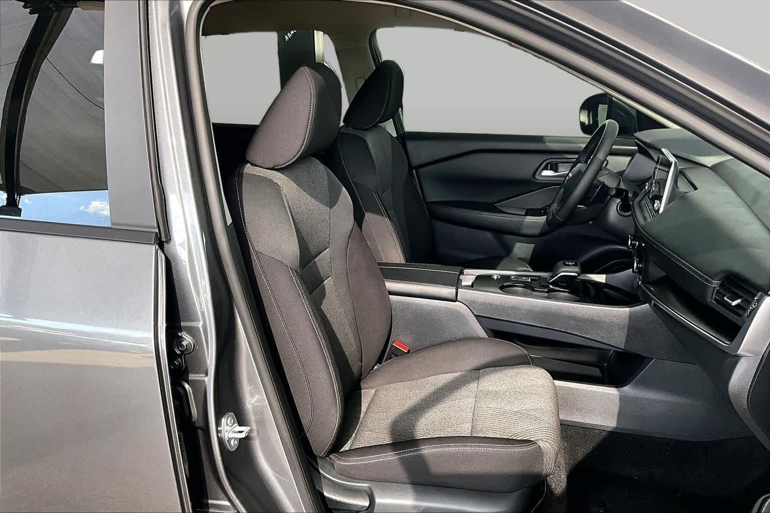 Certified Used 2026 Gun Metallic Nissan SV image 9