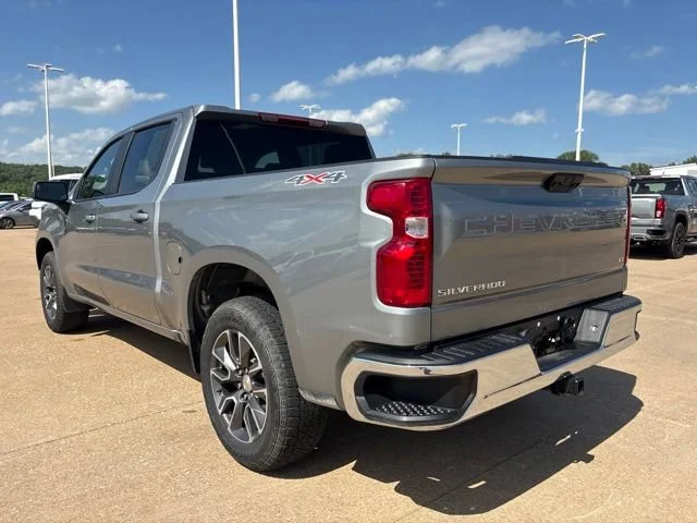 2024 Chevrolet Silverado 1500 LT - Photo 6