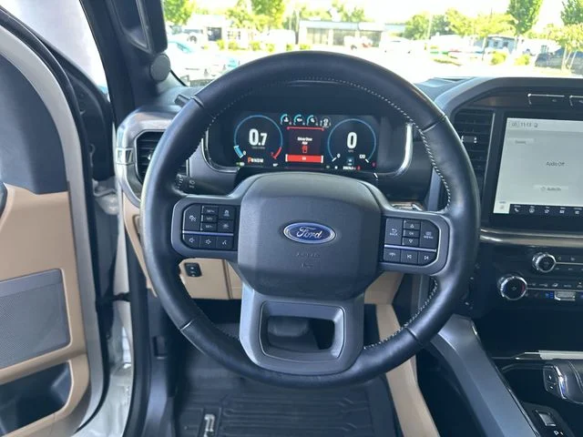 Used 2022 White Ford Lariat image 15