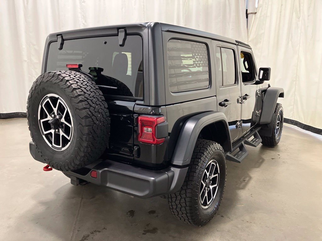 Used 2024 Black Clearcoat Jeep Rubicon image 26