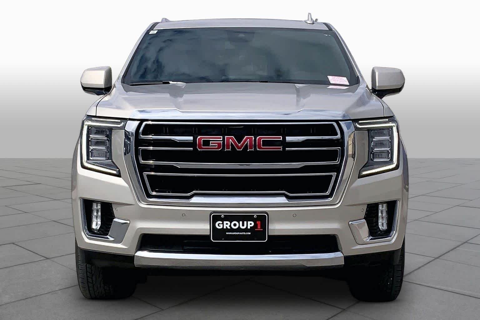 Used 2023 Pearl Beige Metallic GMC SLT image 5