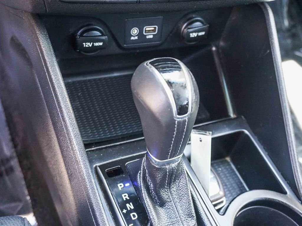 Used 2017 Gray Hyundai Value image 22