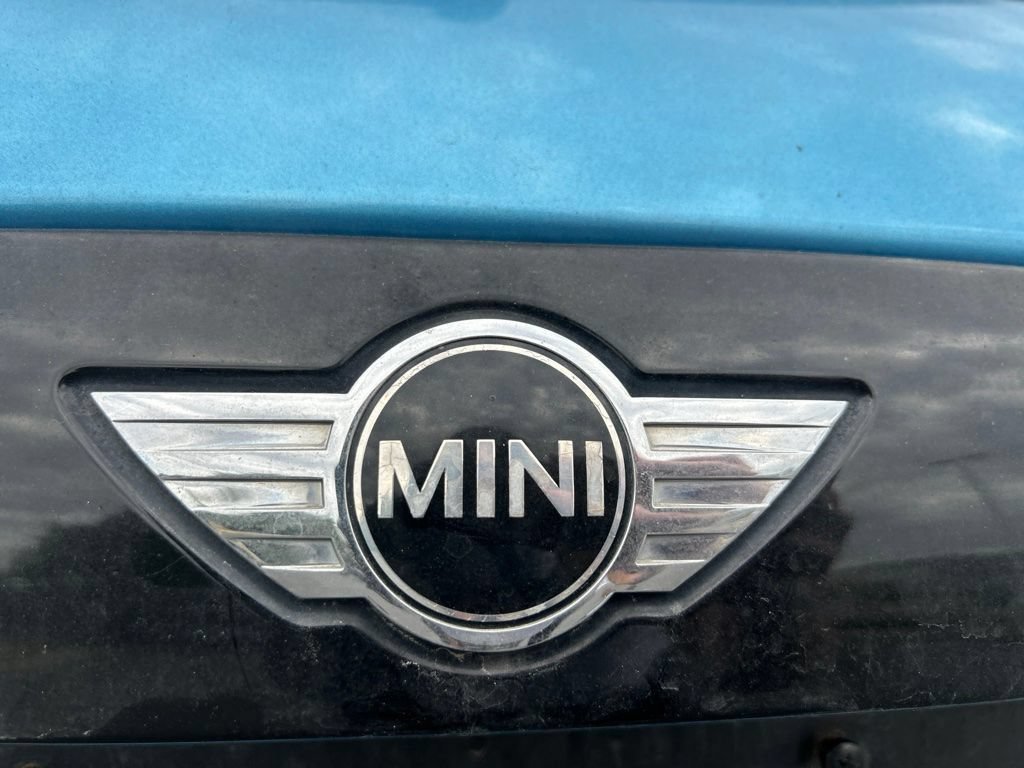 Used 2016 Electric Blue Metallic MINI Base image 6