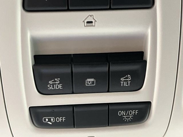 Used 2026 Ebony Twilight Metallic Buick Avenir image 27
