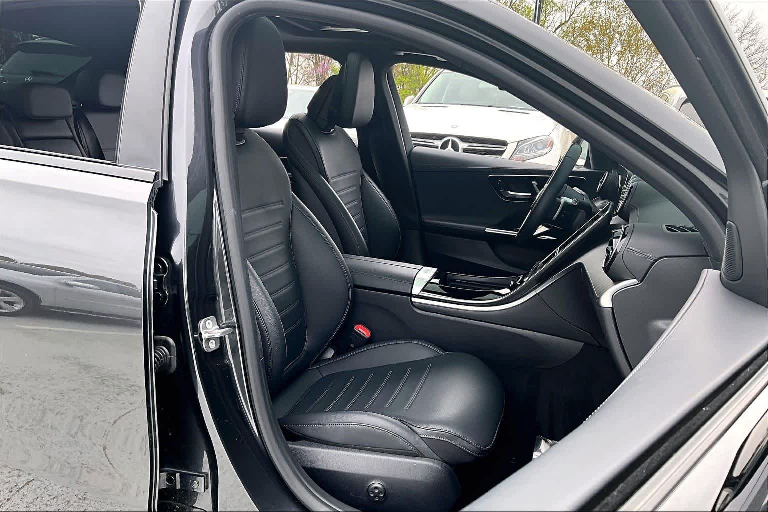 Used 2023 Graphite Grey Metallic Mercedes-Benz C 300 image 9