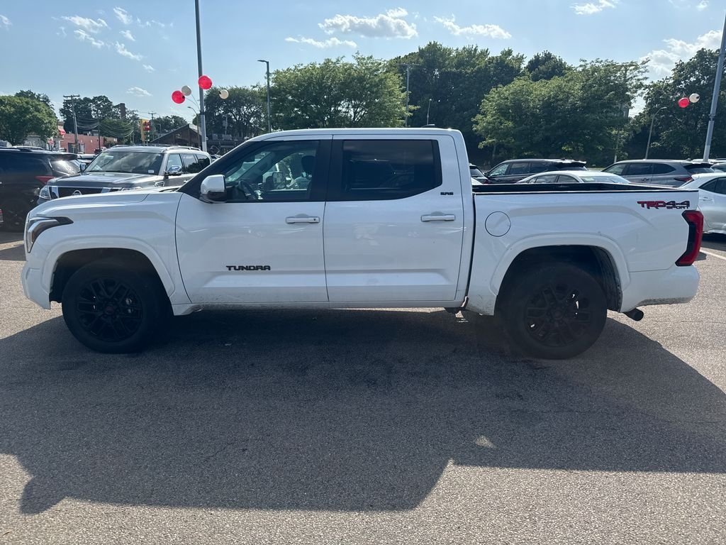 Used 2024 White Toyota SR5 image 4