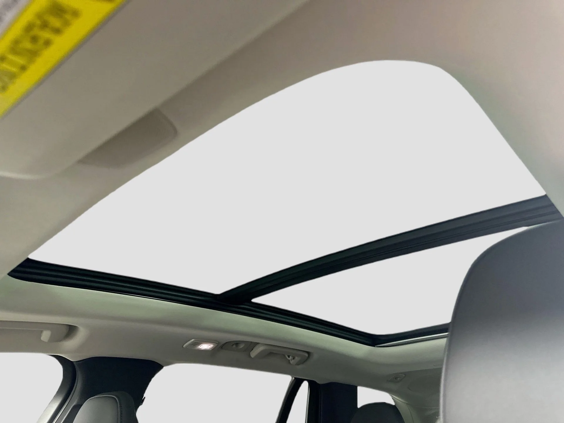 2026 Volvo XC90 Plus - Photo 21