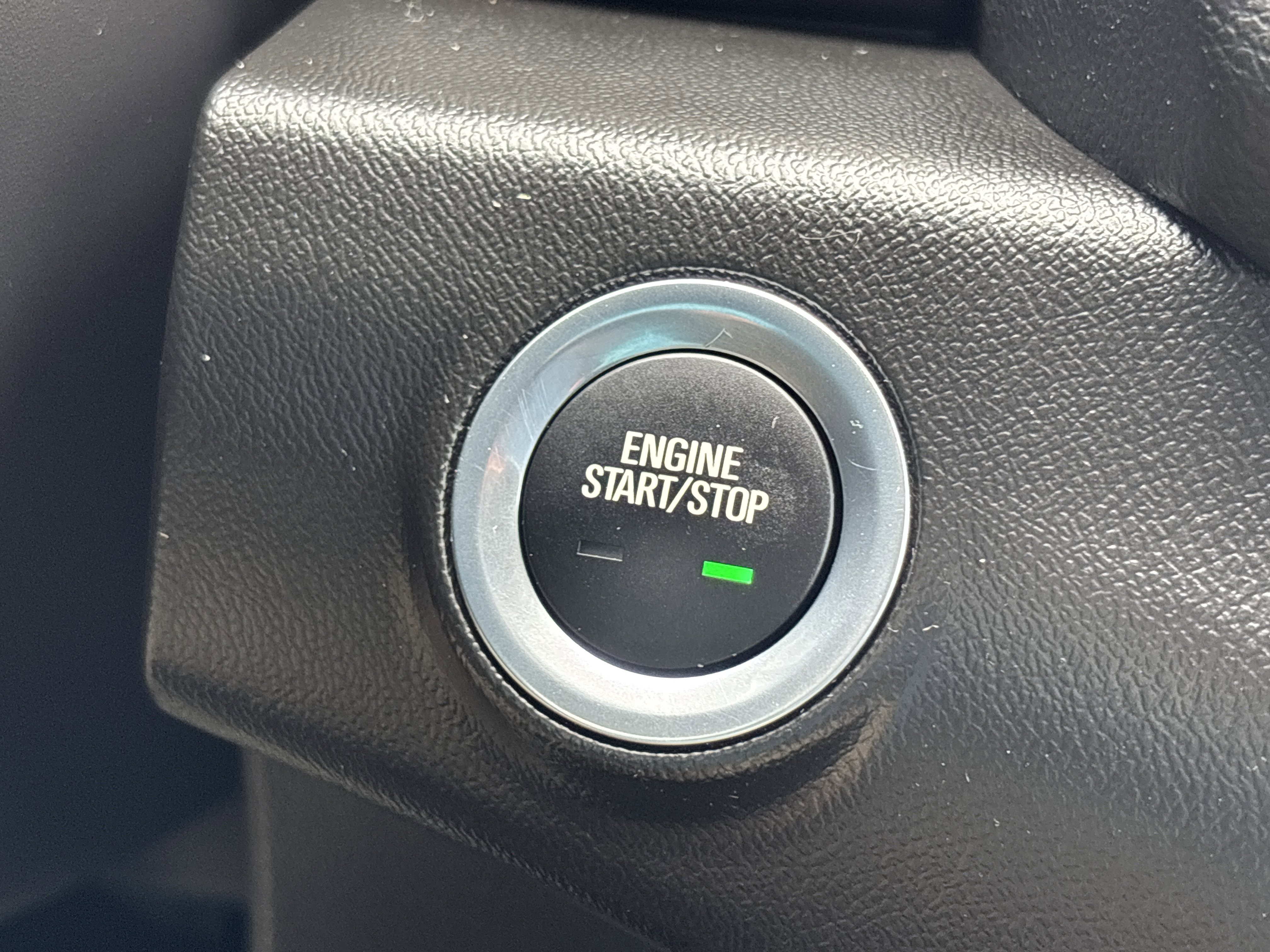 Used 2024 Downpour Metallic GMC Denali image 31