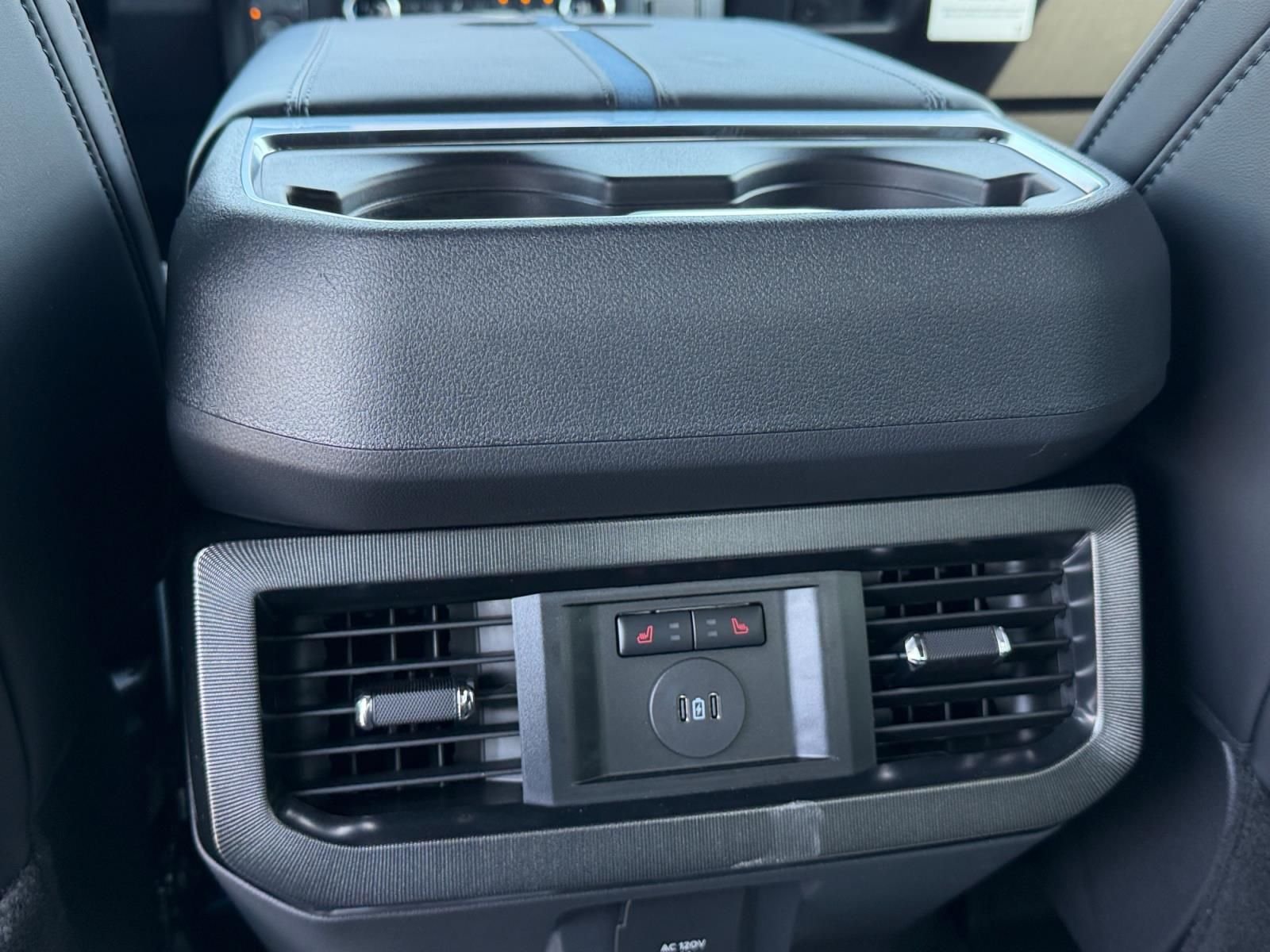 New 2026 Glacier Gray Metallic Tri-Coat Ford F-250® Platinum® image 13