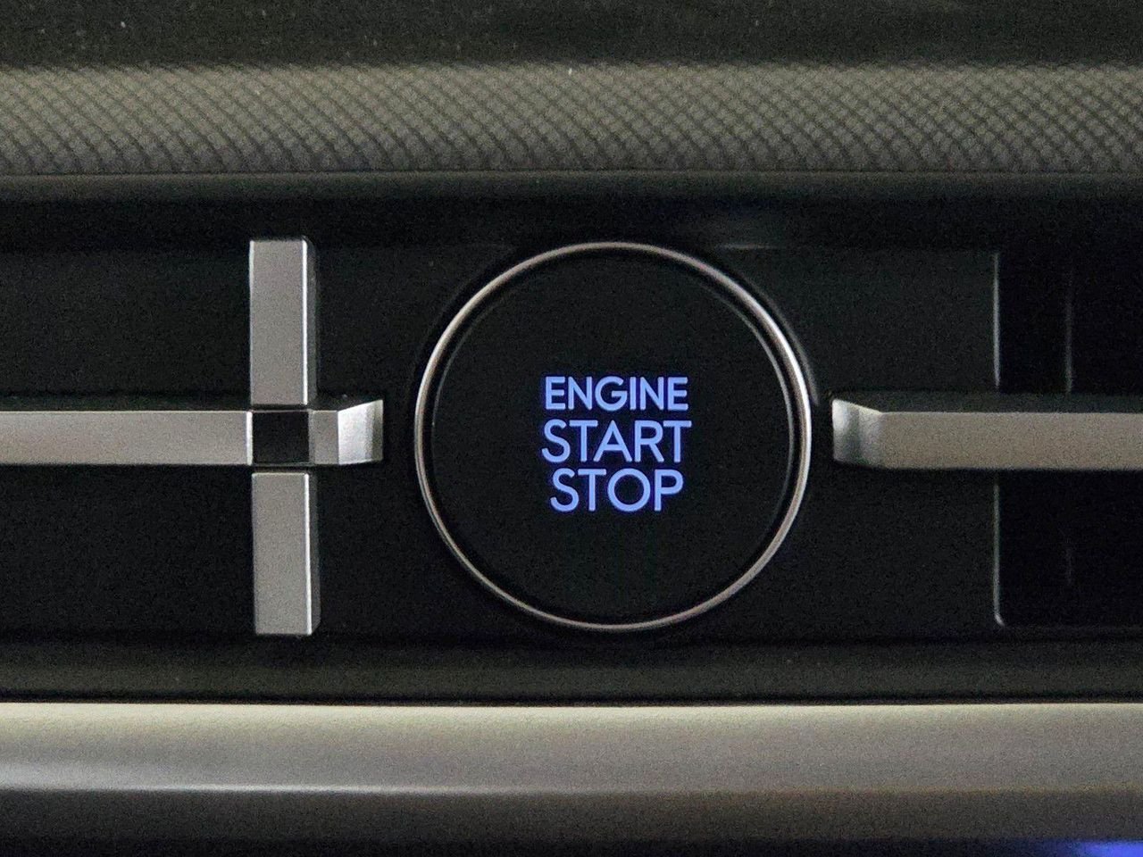 New 2026 Rockwood Green Hyundai SEL FWD image 31