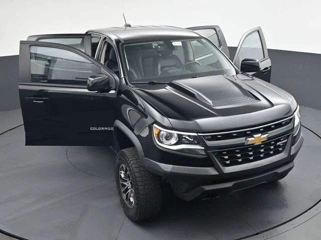 Used 2018 Black Chevrolet ZR2 image 45