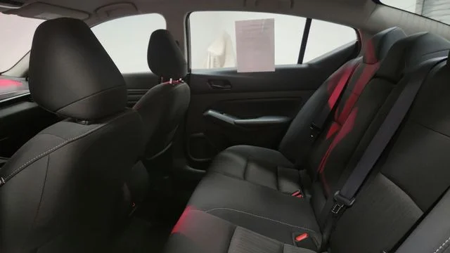 Used 2025 Red Nissan 2.5 SV image 18