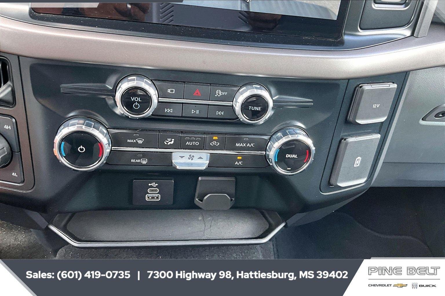 Used 2025 Gray Ford XLT image 23