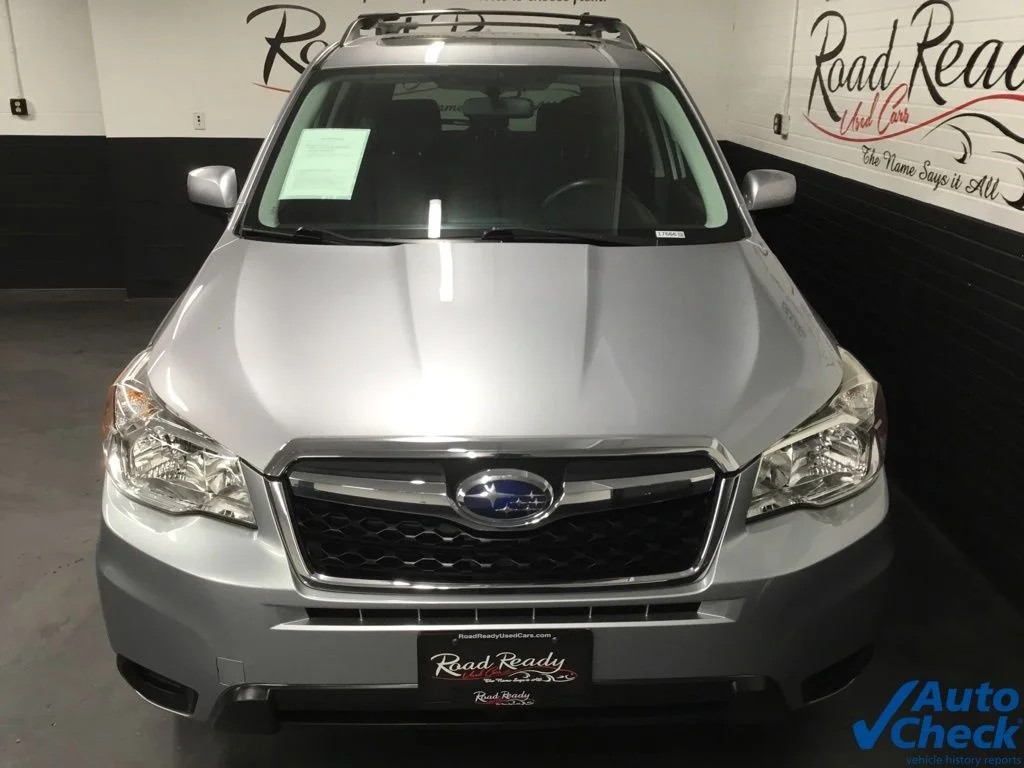 Used 2016 Silver Subaru 2.5i Premium image 4
