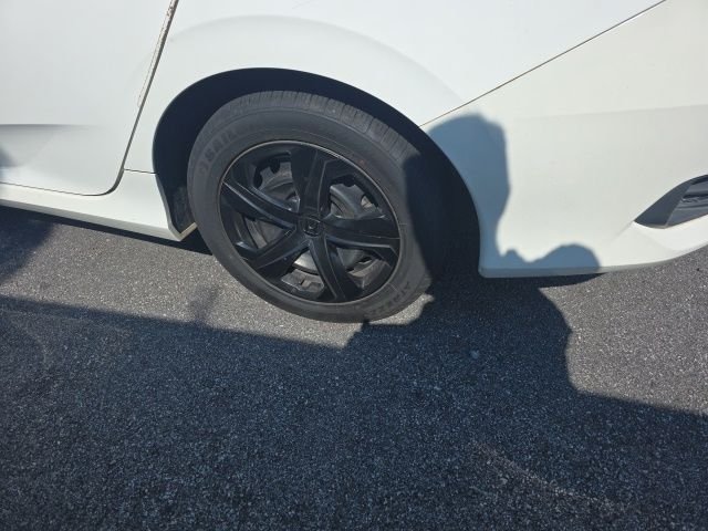 Used 2016 Taffeta White Honda LX image 6