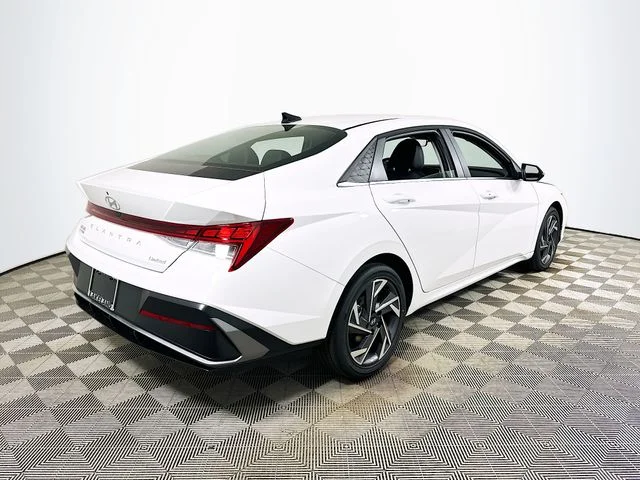 New 2026 Hyundai ELANTRA Limited