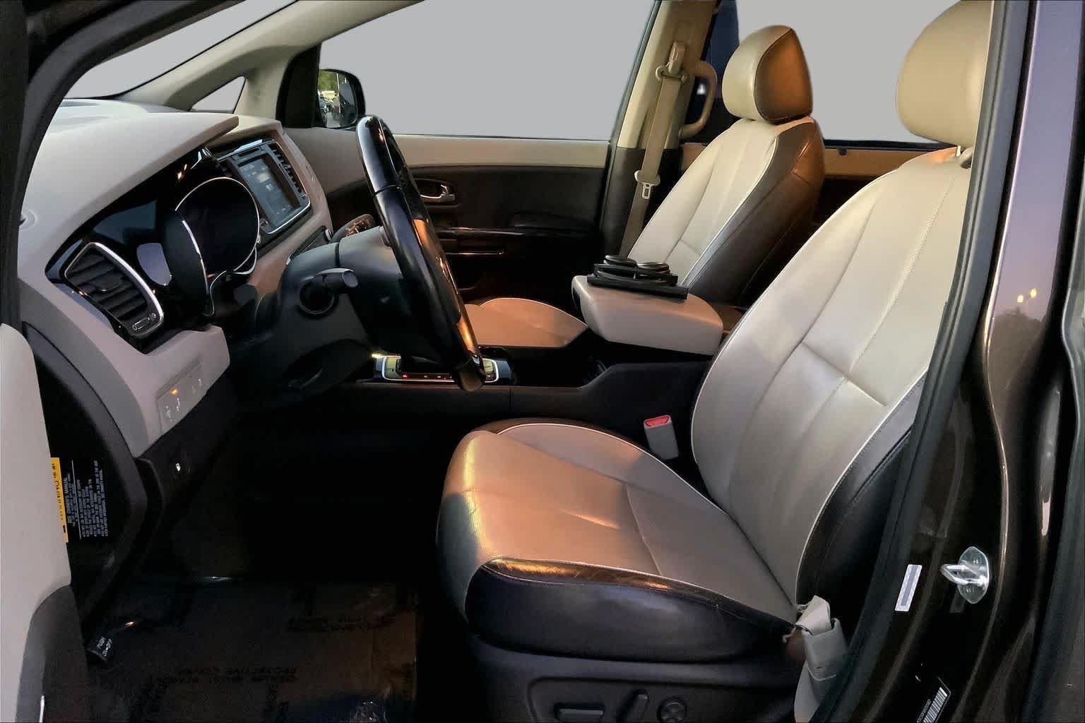 Used 2015 Titanium Brown Kia SX-L image 6